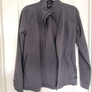 Gray North Face Women’s Windwall Jacket